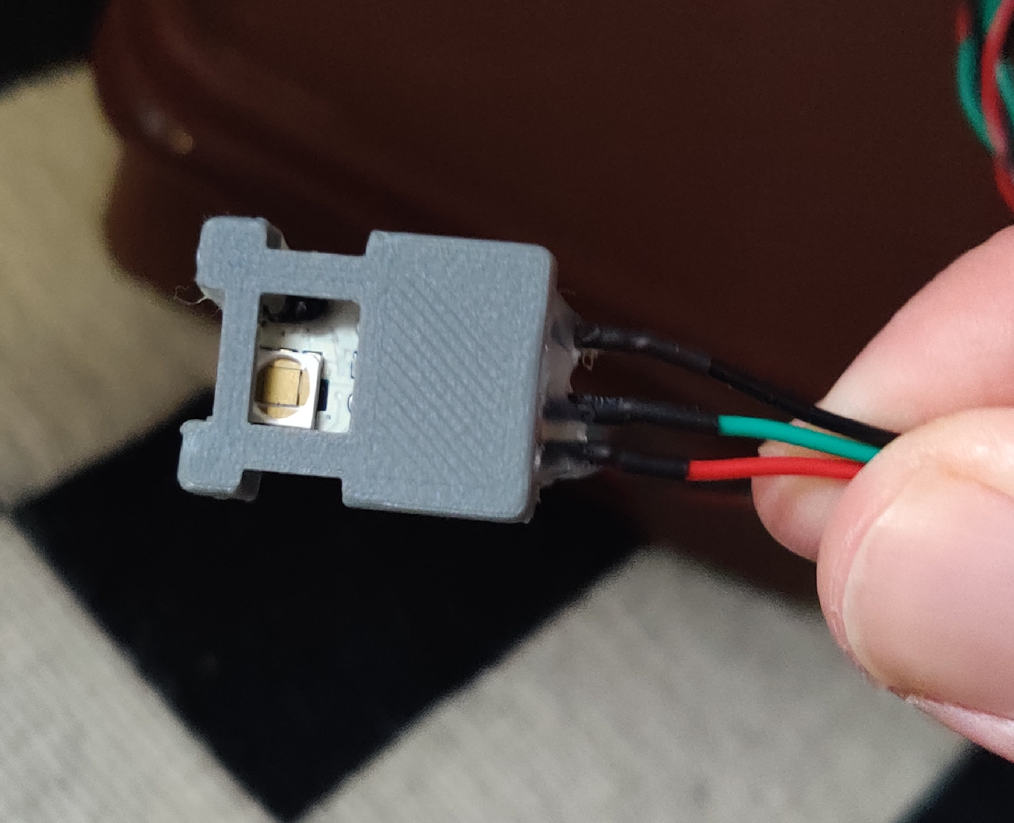 Switching the DHT22 case